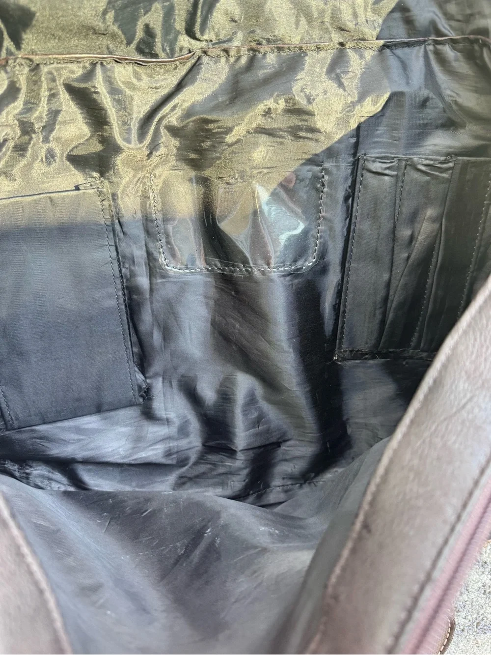 EKA Brown Distressed Pebble Leather Messenger Bag — Made in Colombia